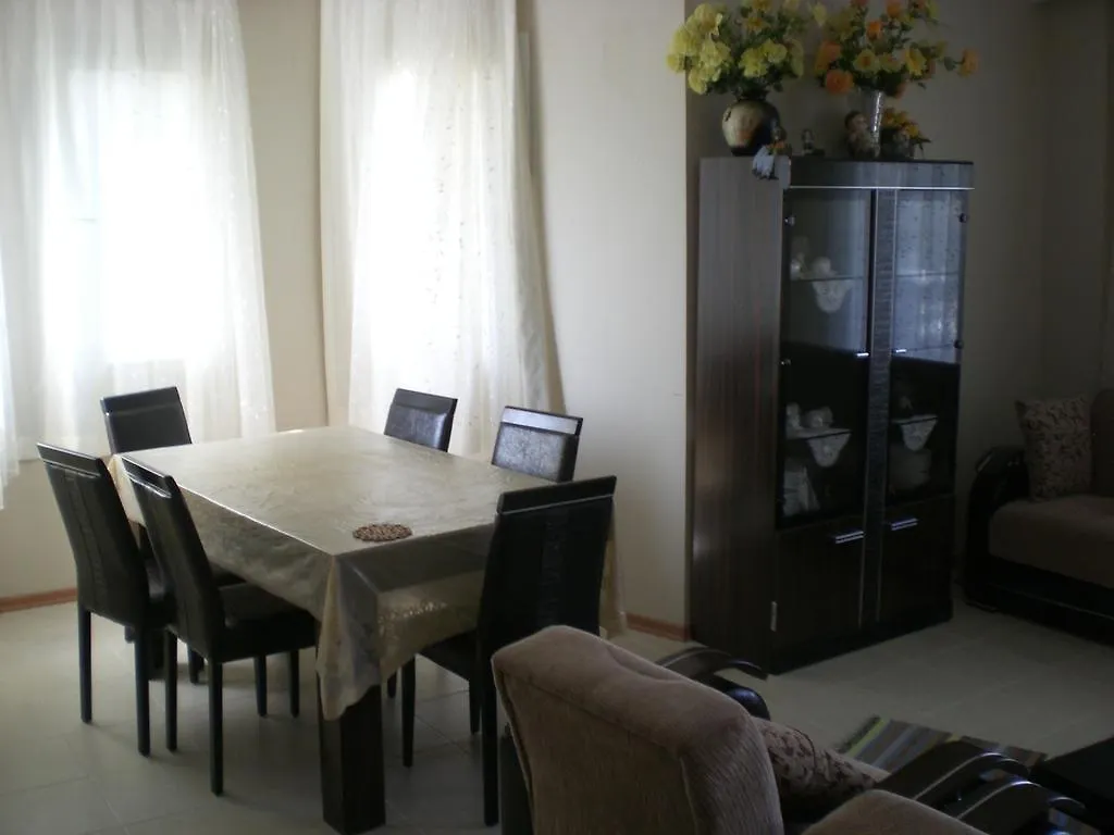 Golden Life Apartments Didim 0*,